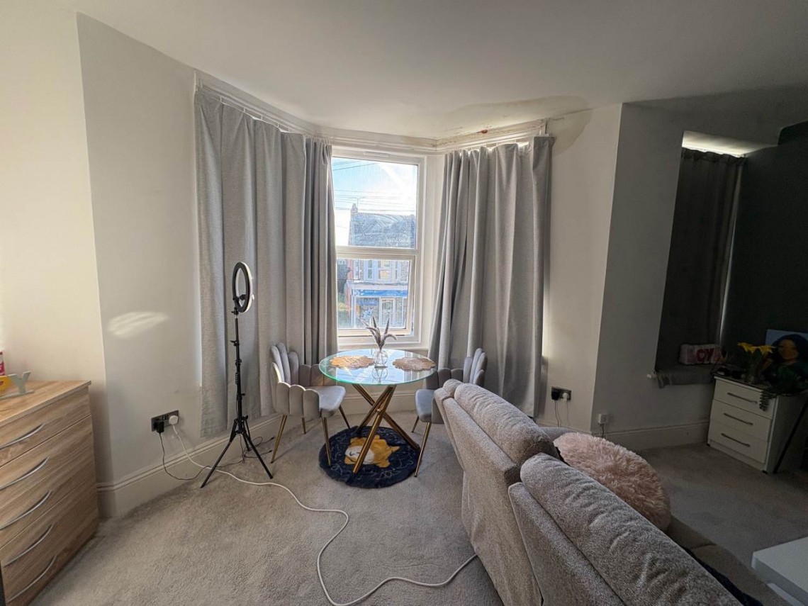 Images for Weston-super-Mare, North Somerset EAID:cooke BID:0004-621e-c61a-ad11