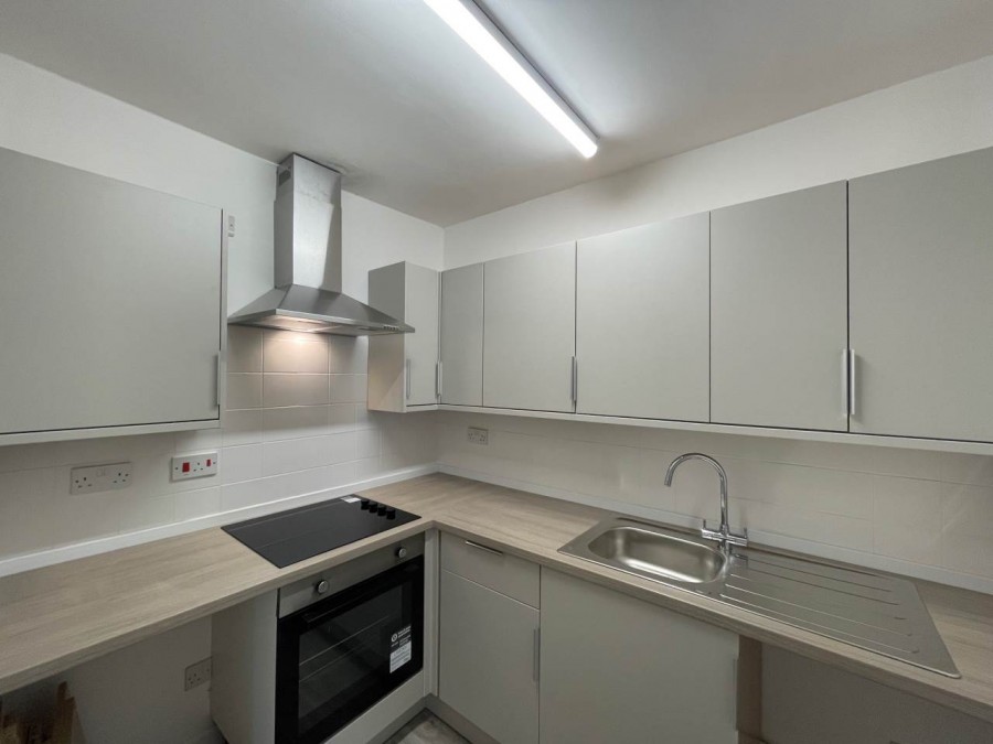 Images for Moorland Road, Weston-super-Mare, North Somerset EAID:cooke BID:0004-621e-c61a-ad11