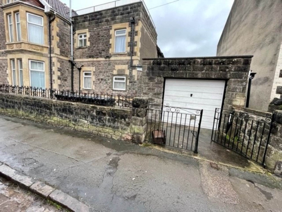 Images for Weston-super-Mare, North Somerset EAID:cooke BID:0004-621e-c61a-ad11