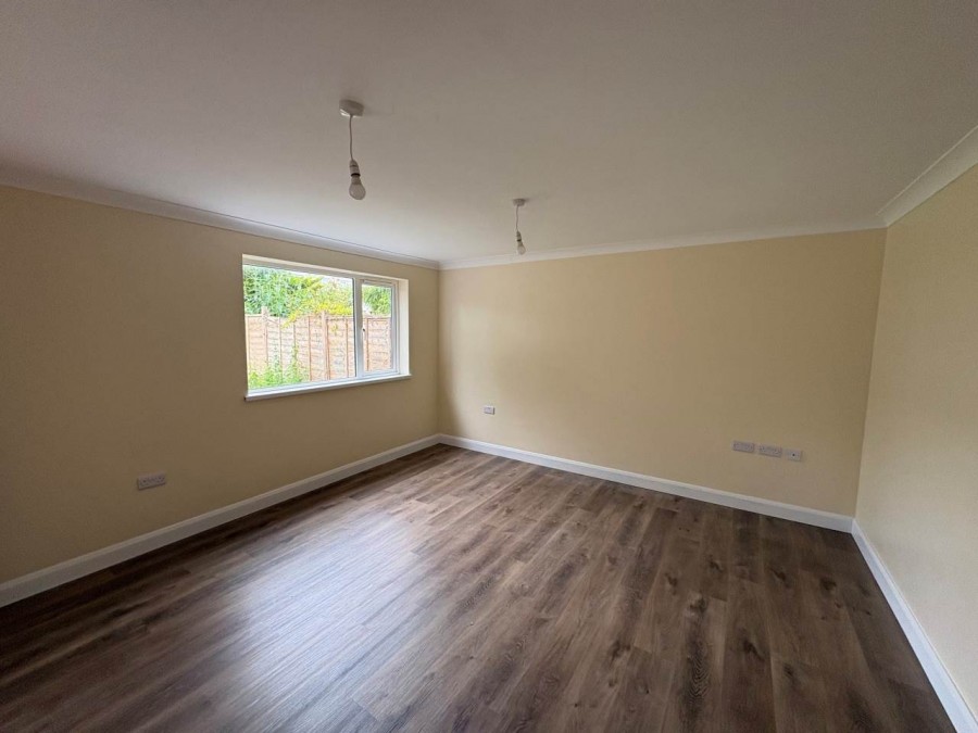 Images for Worle, Weston-super-Mare, North Somerset EAID:cooke BID:0004-621e-c61a-ad11