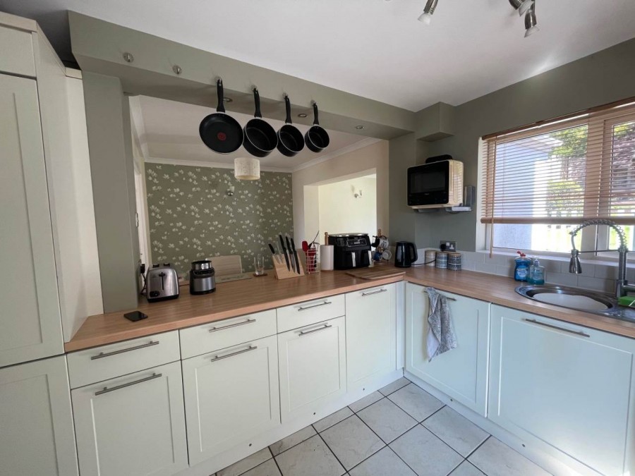 Images for Worle, Weston-super-Mare, North Somerset EAID:cooke BID:0004-621e-c61a-ad11