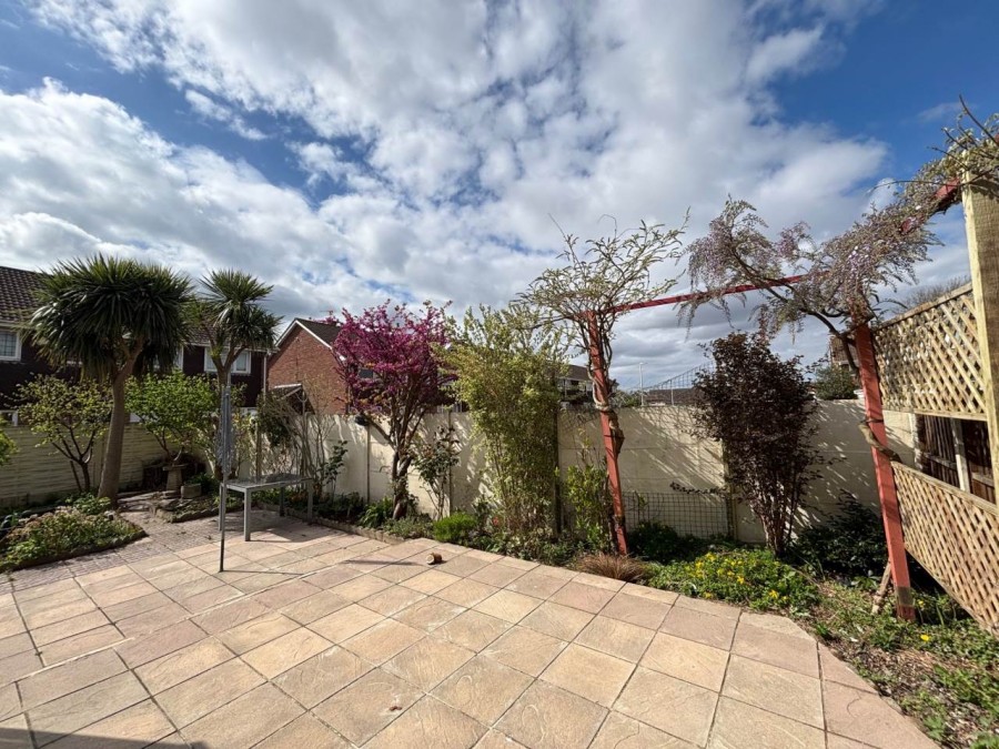 Images for Worle, Weston-super-Mare, North Somerset EAID:cooke BID:0004-621e-c61a-ad11