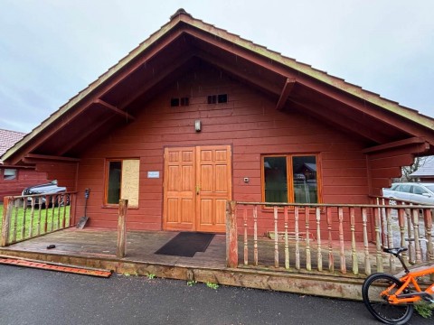 Waterside, Cheddar Rd, Axbridge - EAID:cooke, BID:0004-621e-c61a-ad11