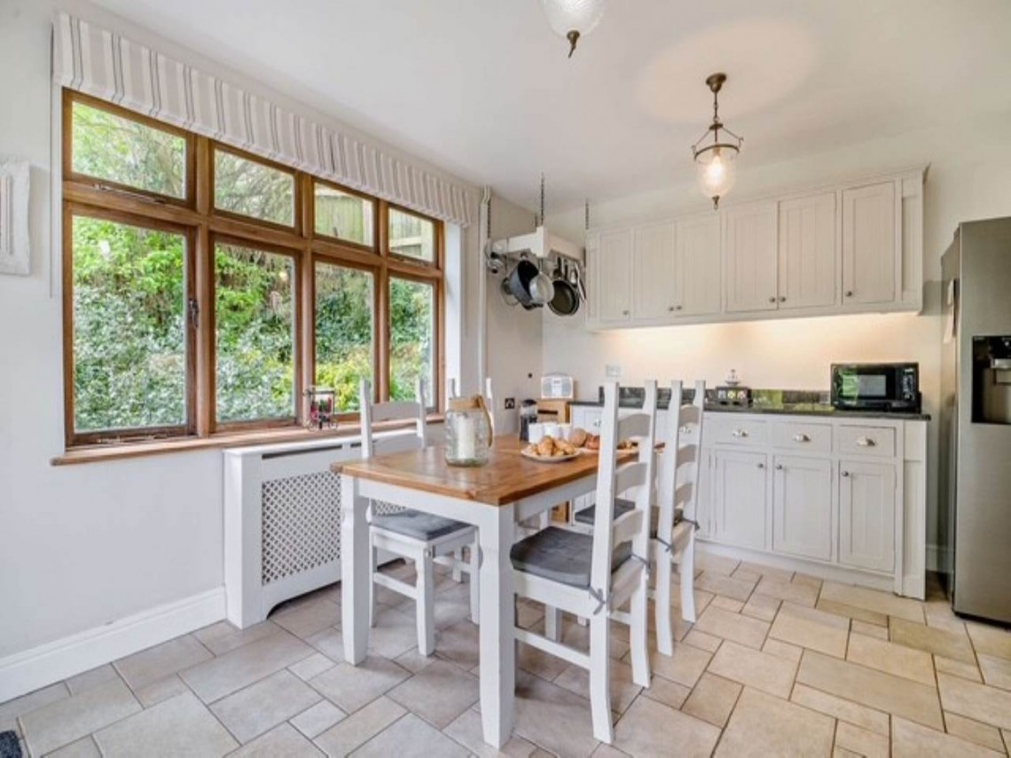 Images for Weston-super-Mare, North Somerset EAID:cooke BID:0004-621e-c61a-ad11