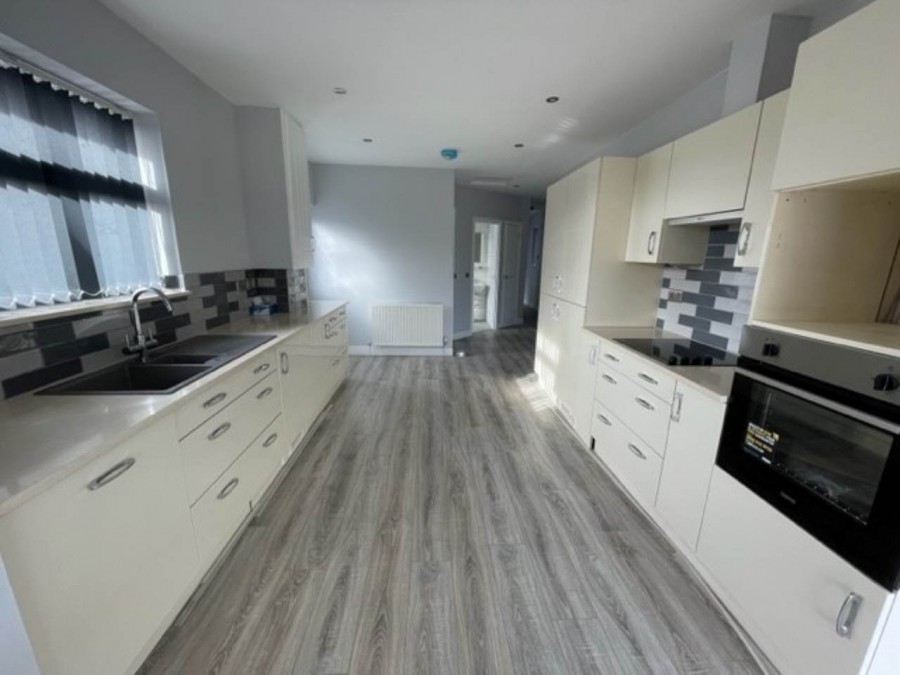 Images for Worle, Weston-super-Mare, North Somerset EAID:cooke BID:0004-621e-c61a-ad11