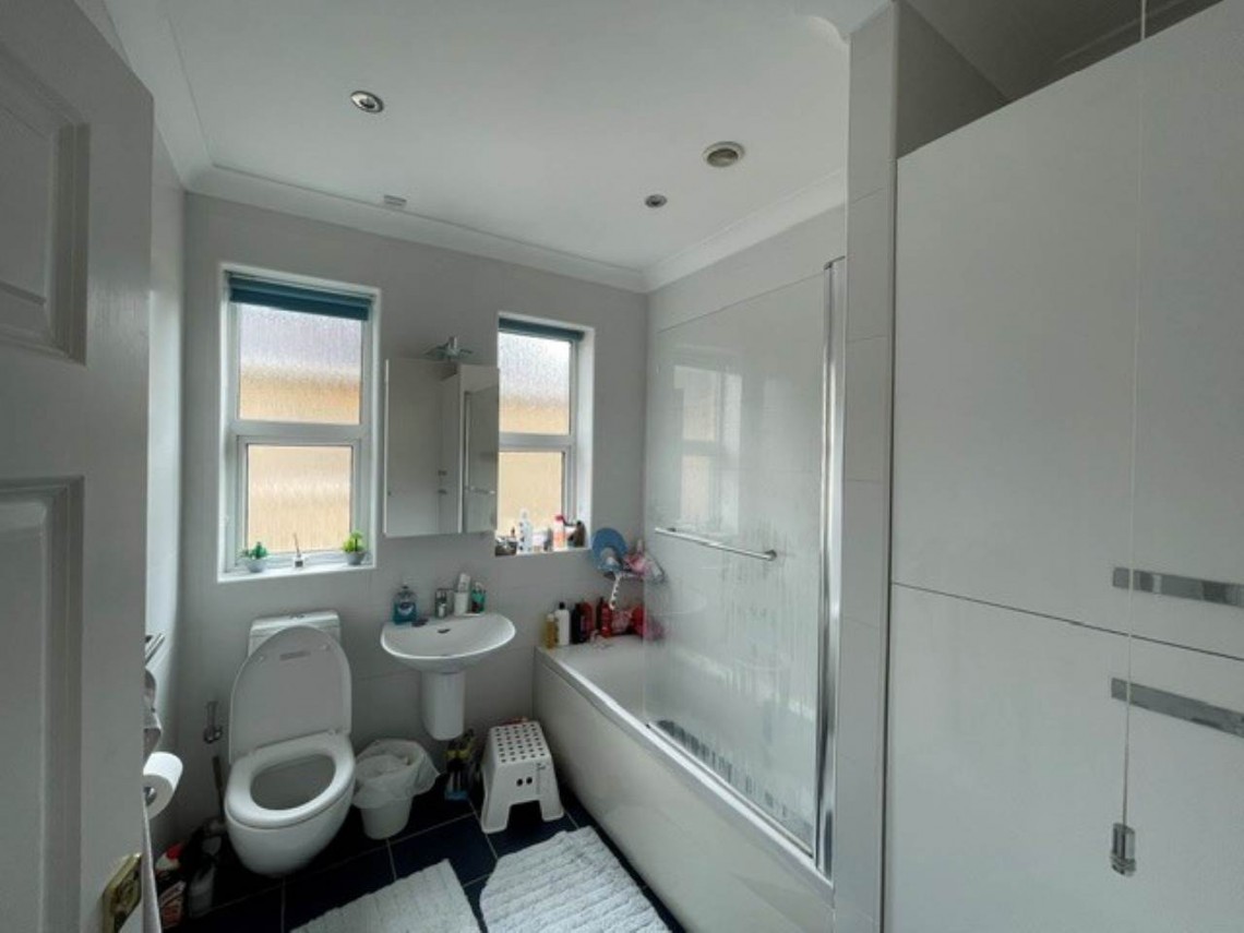 Images for Bath EAID:cooke BID:0004-621e-c61a-ad11