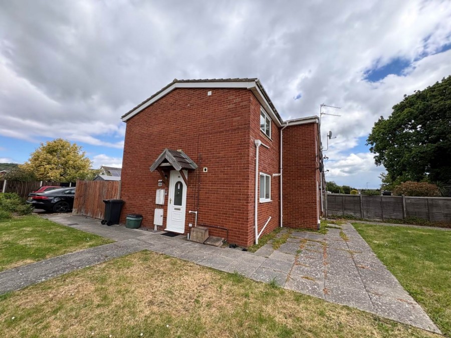 Images for Mead Vale, Weston-super-Mare, North Somerset EAID:cooke BID:0004-621e-c61a-ad11