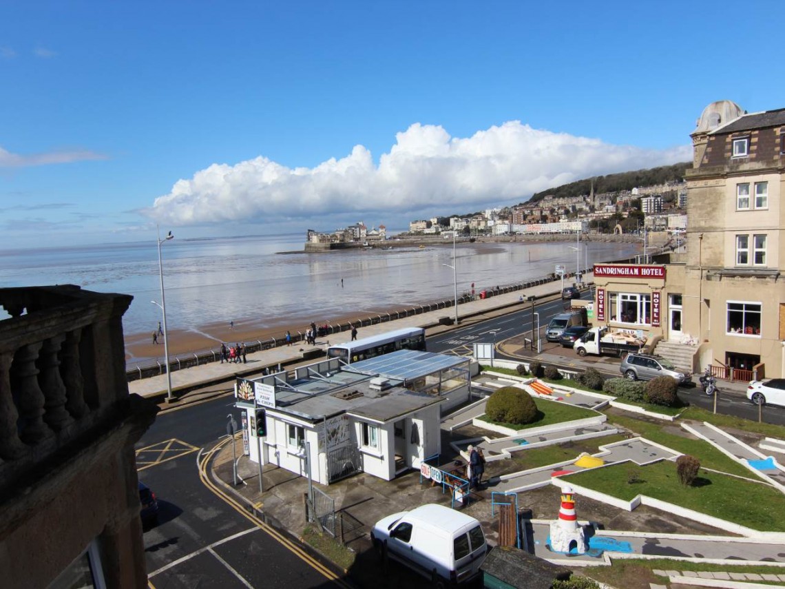 Images for Weston-super-Mare, North Somerset EAID:cooke BID:0004-621e-c61a-ad11
