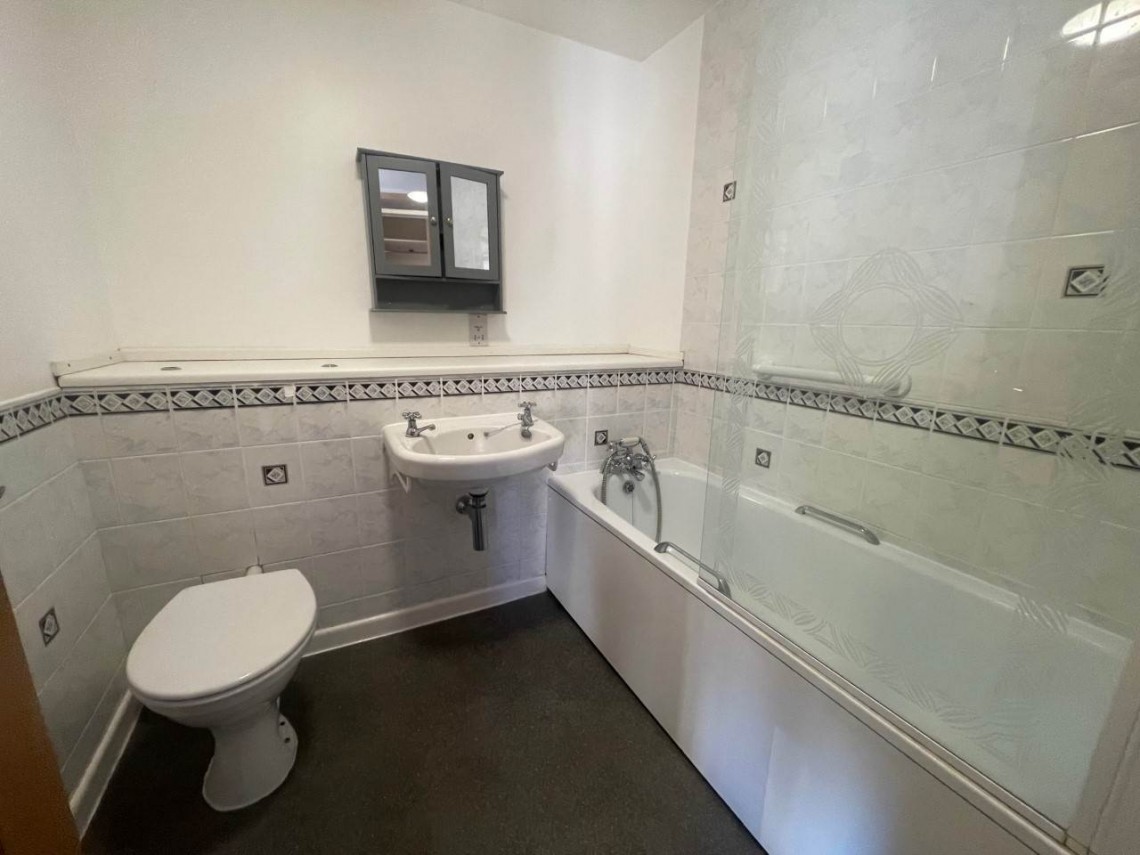 Images for Shrubbery Road, Weston-super-Mare, North Somerset EAID:cooke BID:0004-621e-c61a-ad11