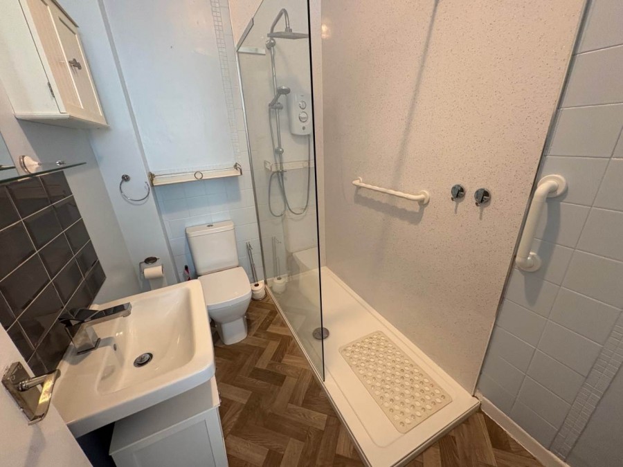 Images for Weston-super-Mare, North Somerset EAID:cooke BID:0004-621e-c61a-ad11