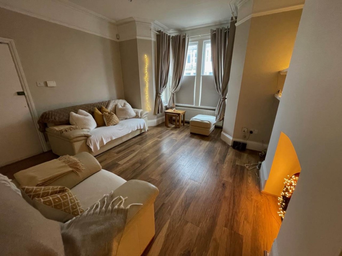 Images for Weston-super-Mare, North Somerset EAID:cooke BID:0004-621e-c61a-ad11