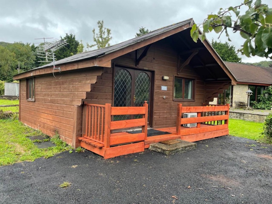 Images for Cheddar Road, Axbridge, Somerset EAID:cooke BID:0004-621e-c61a-ad11