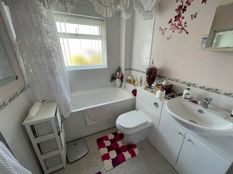 Images for Worle, Weston-super-Mare, North Somerset EAID:cooke BID:0004-621e-c61a-ad11