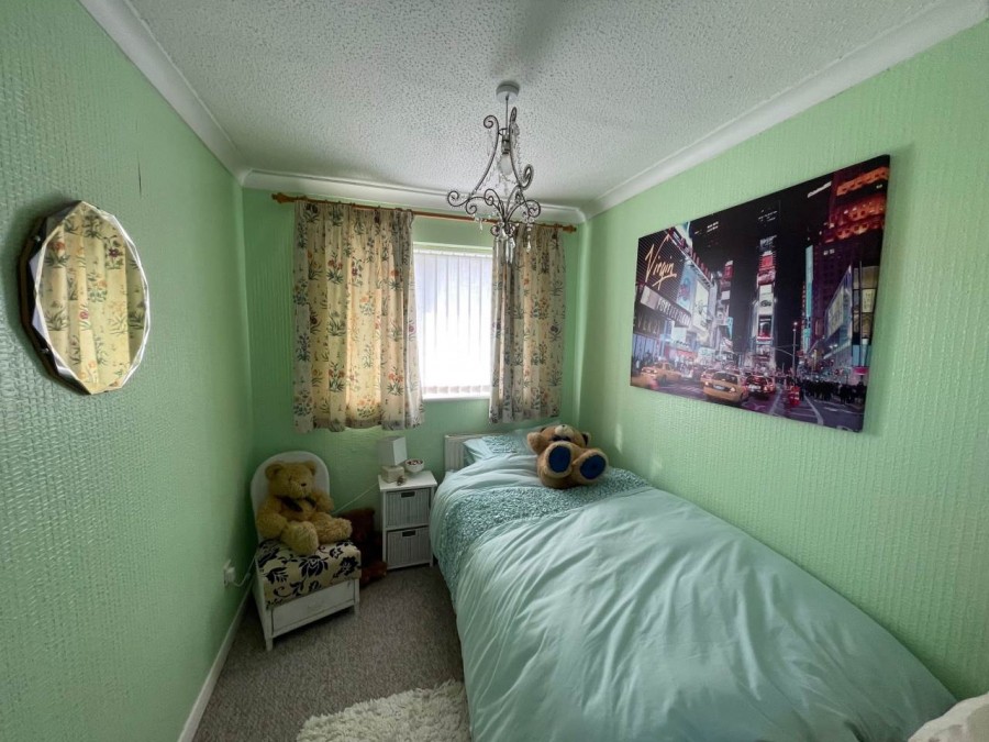 Images for Worle, Weston-super-Mare, North Somerset EAID:cooke BID:0004-621e-c61a-ad11