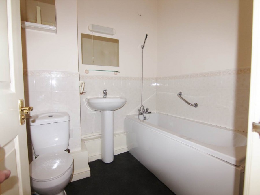 Images for Beach Road, Weston-super-Mare, North Somerset EAID:cooke BID:0004-621e-c61a-ad11