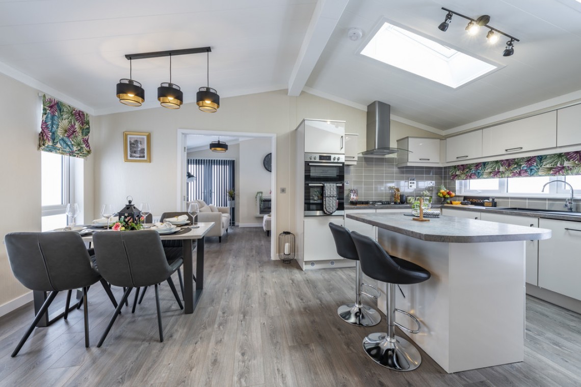 Images for Crookes Lane, Kewstoke EAID:6a22df450a1d966c4e61b5b18db2818b BID:1