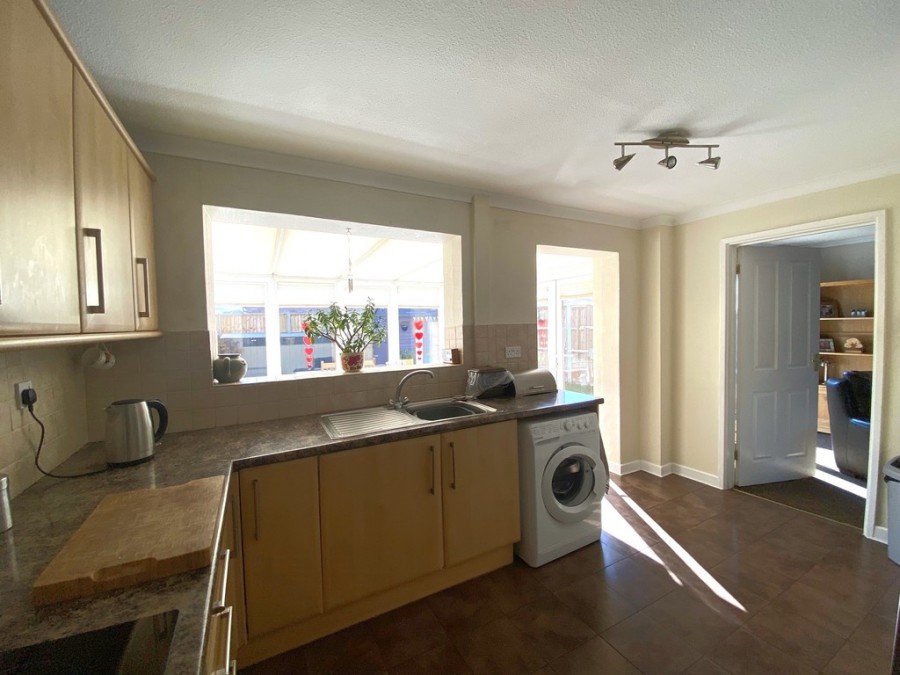 Images for Torrington Crescent, Worle EAID:6a22df450a1d966c4e61b5b18db2818b BID:1