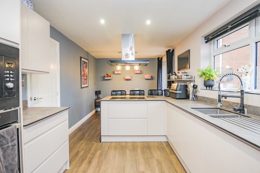 Images for Longridge Way, Weston-super-Mare EAID:6a22df450a1d966c4e61b5b18db2818b BID:1