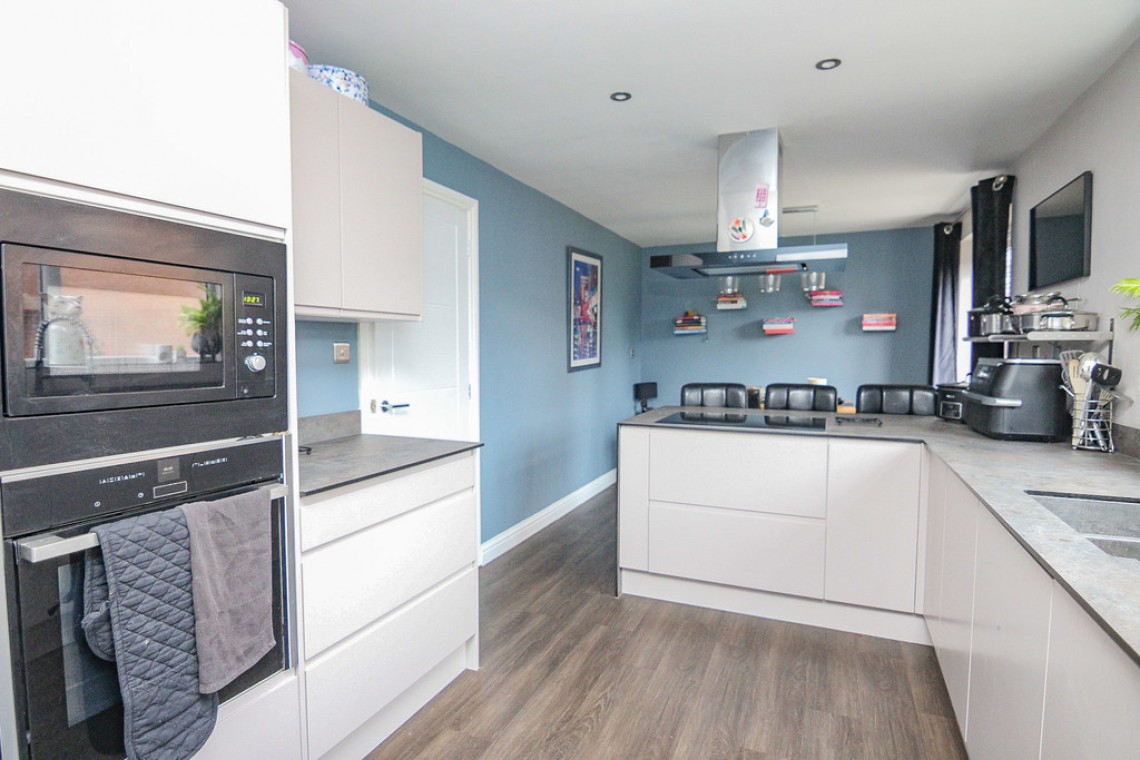 Images for Longridge Way, Weston-super-Mare EAID:6a22df450a1d966c4e61b5b18db2818b BID:1