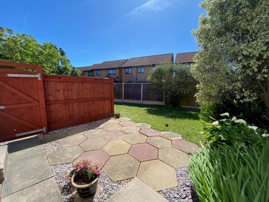 Images for Rose Gardens, Worle EAID:6a22df450a1d966c4e61b5b18db2818b BID:1