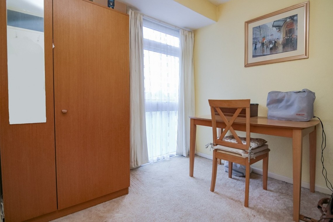 Images for Dunster Crescent, Weston-super-Mare EAID:6a22df450a1d966c4e61b5b18db2818b BID:1