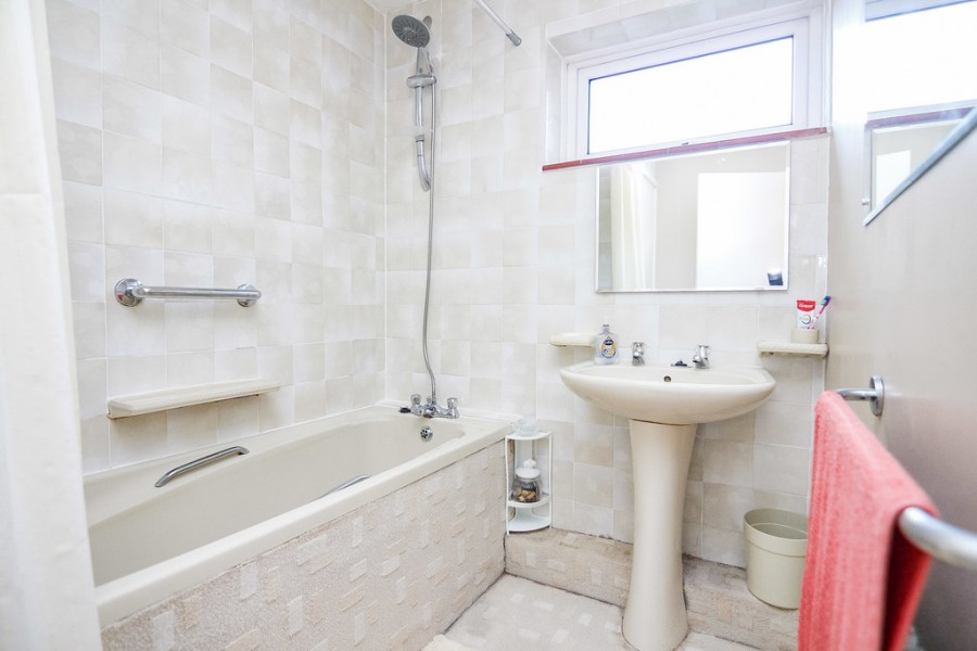 Images for Dunster Crescent, Weston-super-Mare EAID:6a22df450a1d966c4e61b5b18db2818b BID:1