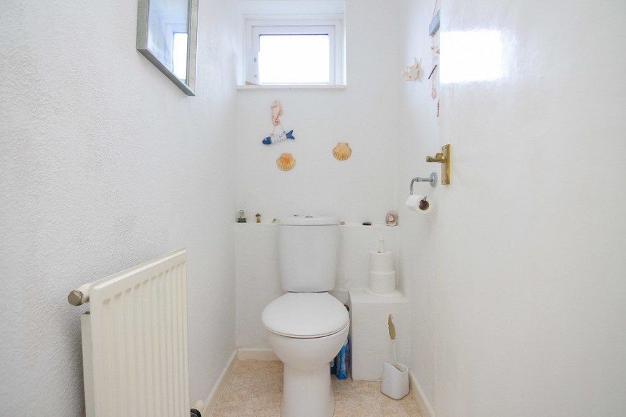 Images for Dunster Crescent, Weston-super-Mare EAID:6a22df450a1d966c4e61b5b18db2818b BID:1