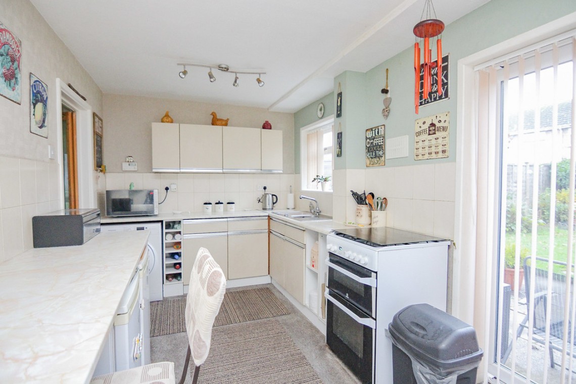 Images for Dunster Crescent, Weston-super-Mare EAID:6a22df450a1d966c4e61b5b18db2818b BID:1