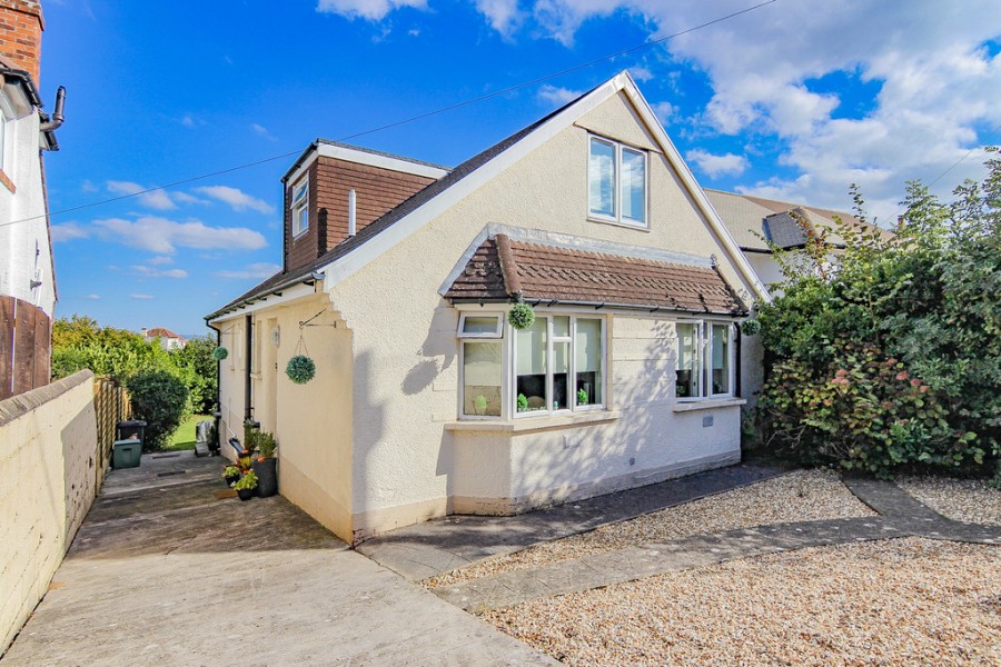 Images for Farm Road, Weston-super-Mare EAID:6a22df450a1d966c4e61b5b18db2818b BID:1