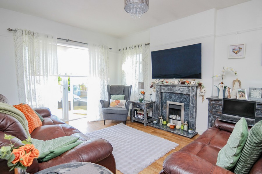 Images for Farm Road, Weston-super-Mare EAID:6a22df450a1d966c4e61b5b18db2818b BID:1