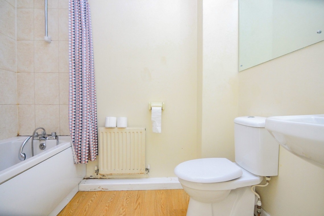 Images for Drove Road, Weston-super-Mare EAID:6a22df450a1d966c4e61b5b18db2818b BID:1