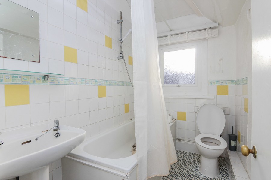 Images for Stafford Road, Weston-super-Mare EAID:6a22df450a1d966c4e61b5b18db2818b BID:1