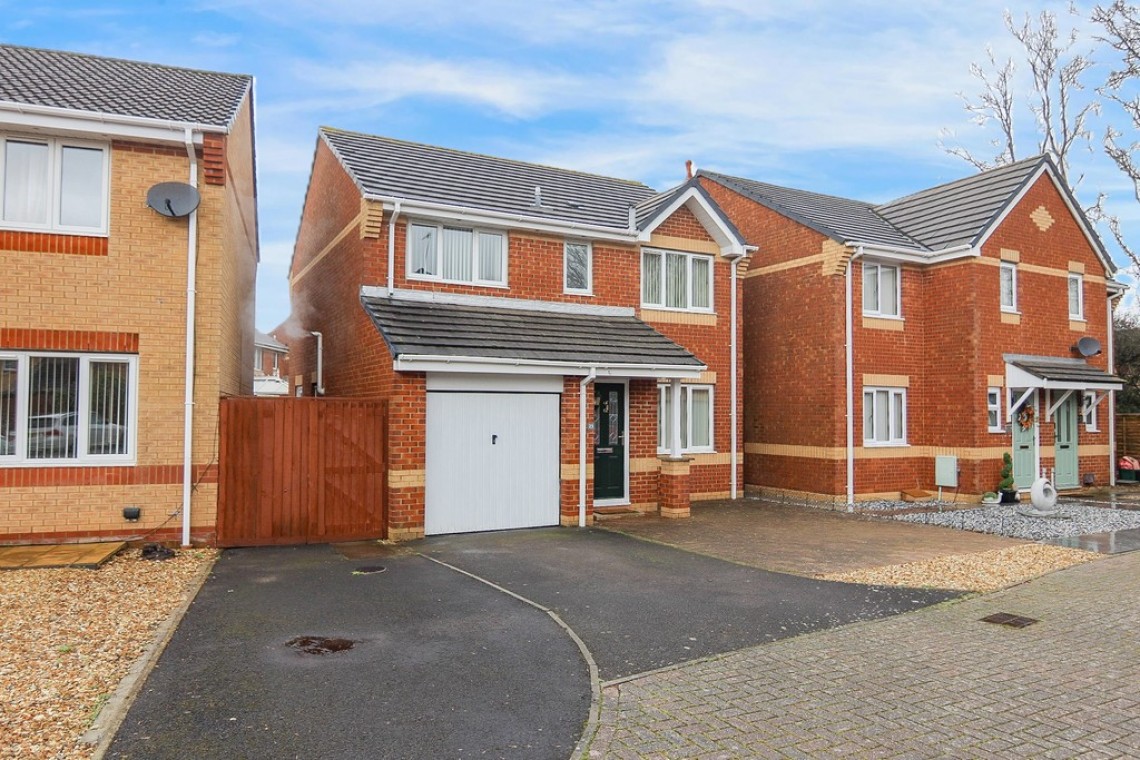 Images for Rowan Place, Weston-super-Mare EAID:6a22df450a1d966c4e61b5b18db2818b BID:1