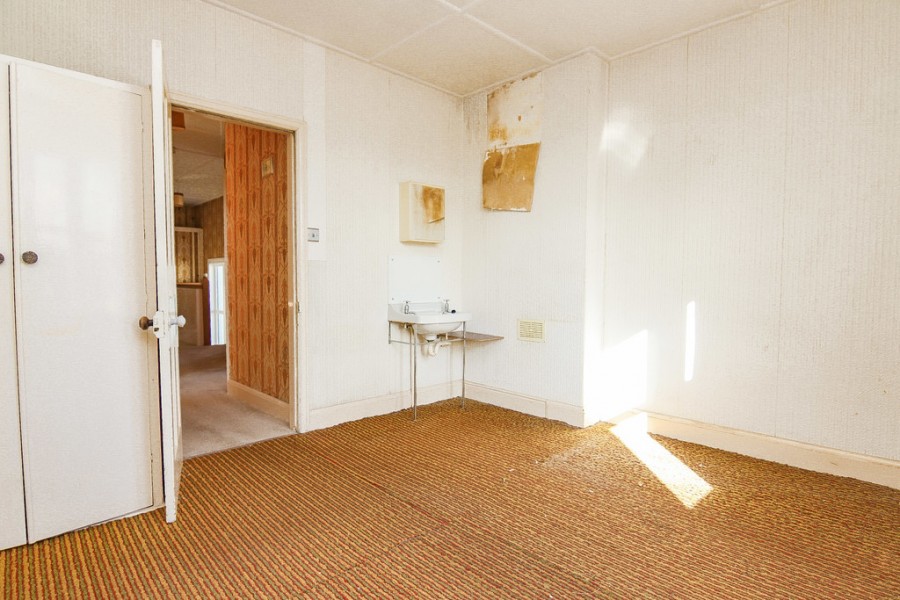 Images for Quantock Road, Weston-super-Mare EAID:6a22df450a1d966c4e61b5b18db2818b BID:1