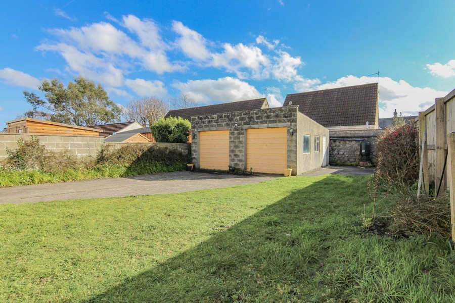 Images for Quantock Road, Weston-super-Mare EAID:6a22df450a1d966c4e61b5b18db2818b BID:1