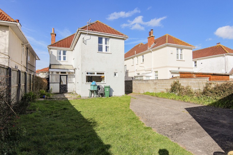 Images for Quantock Road, Weston-super-Mare EAID:6a22df450a1d966c4e61b5b18db2818b BID:1