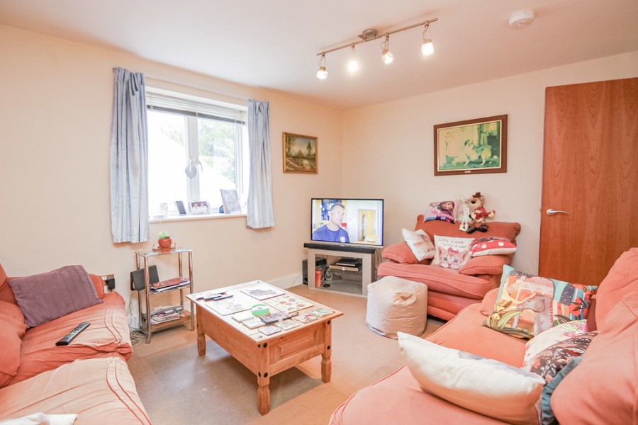 Images for Birnbeck Road, Weston-super-Mare EAID:6a22df450a1d966c4e61b5b18db2818b BID:1