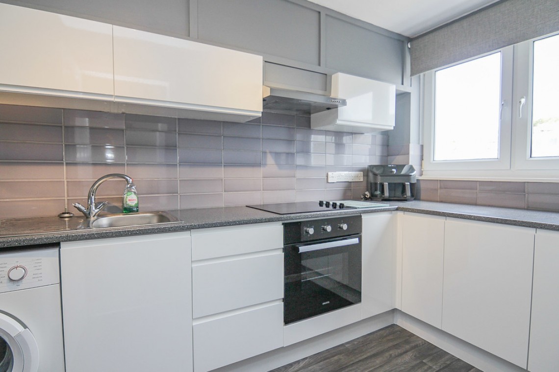 Images for Knightstone Road, Weston-super-Mare EAID:6a22df450a1d966c4e61b5b18db2818b BID:1