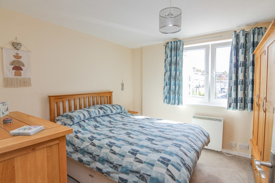 Images for Knightstone Road, Weston-super-Mare EAID:6a22df450a1d966c4e61b5b18db2818b BID:1
