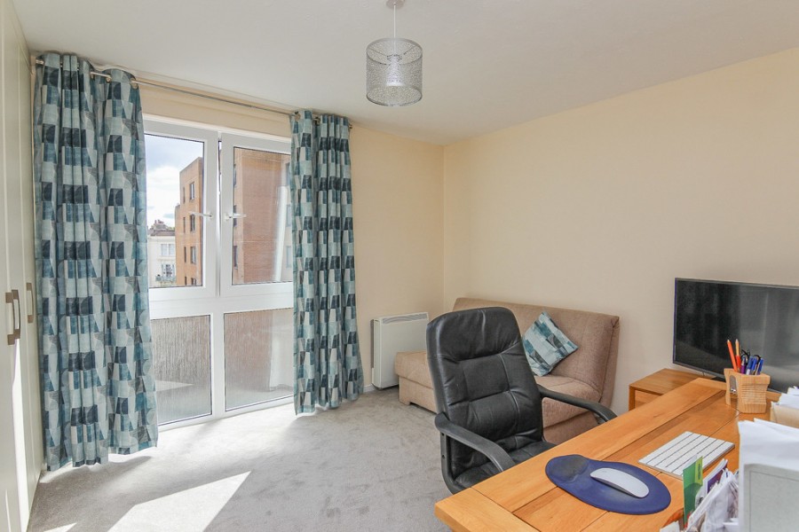 Images for Knightstone Road, Weston-super-Mare EAID:6a22df450a1d966c4e61b5b18db2818b BID:1