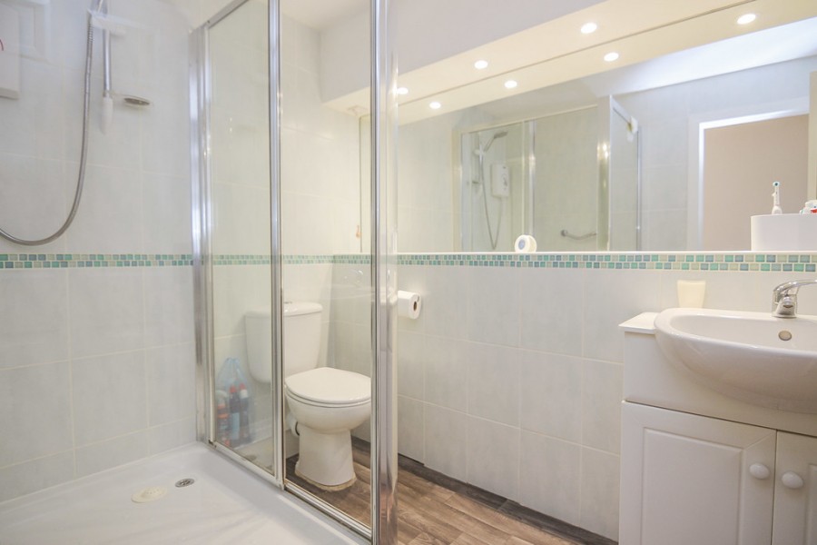 Images for Knightstone Road, Weston-super-Mare EAID:6a22df450a1d966c4e61b5b18db2818b BID:1