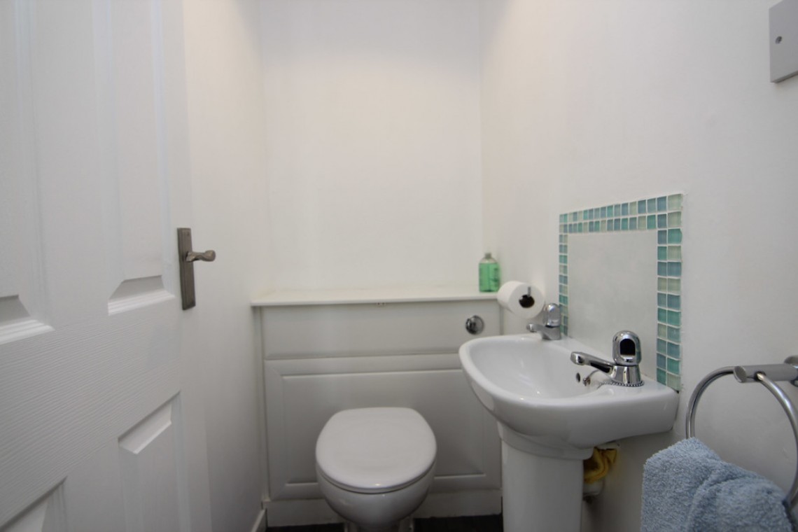 Images for Knightstone Road, Weston-super-Mare EAID:6a22df450a1d966c4e61b5b18db2818b BID:1