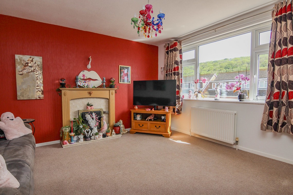 Images for Manor Farm Crescent, Weston-super-Mare EAID:6a22df450a1d966c4e61b5b18db2818b BID:1