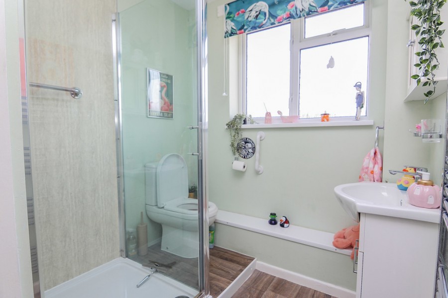 Images for Manor Farm Crescent, Weston-super-Mare EAID:6a22df450a1d966c4e61b5b18db2818b BID:1