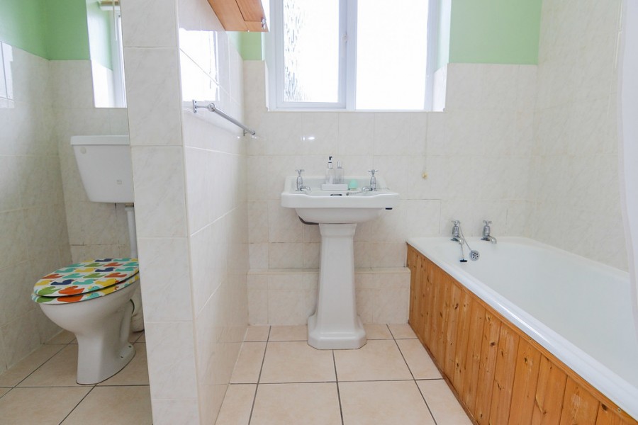 Images for Arundell Road, Weston-super-Mare EAID:6a22df450a1d966c4e61b5b18db2818b BID:1