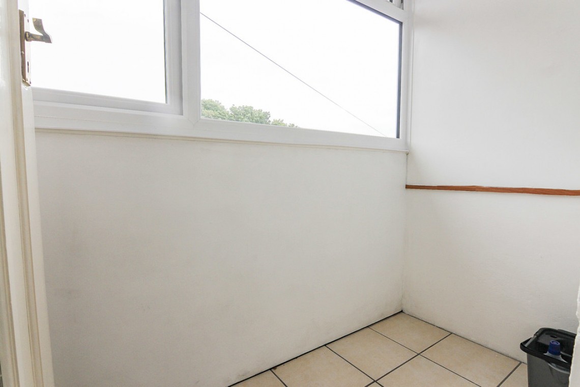 Images for Arundell Road, Weston-super-Mare EAID:6a22df450a1d966c4e61b5b18db2818b BID:1