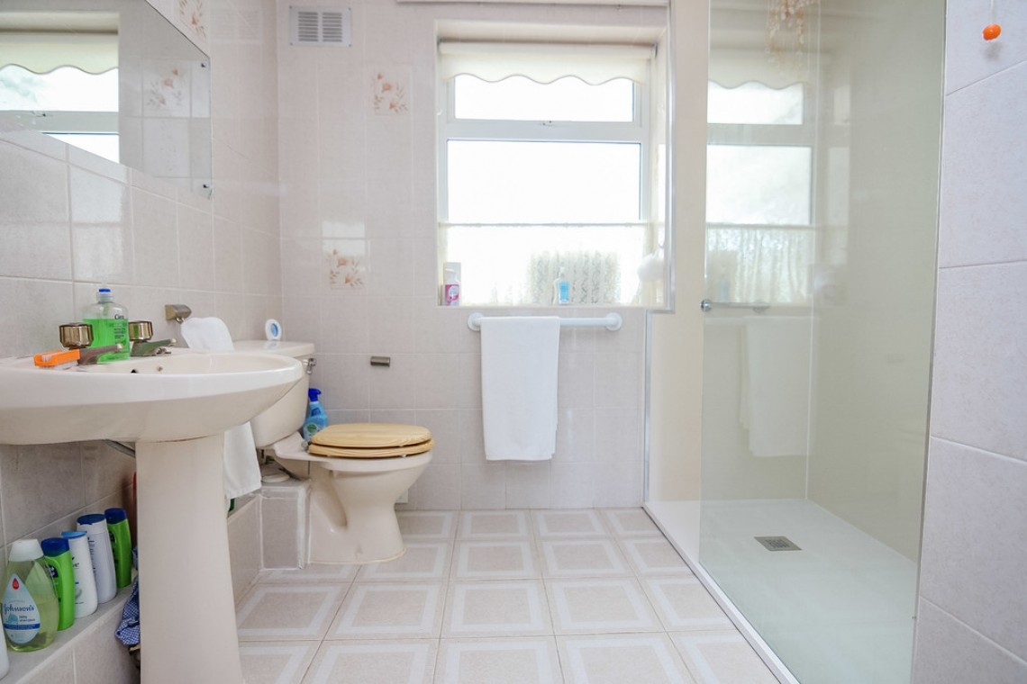 Images for Worlebury Close, Weston-super-Mare EAID:6a22df450a1d966c4e61b5b18db2818b BID:1