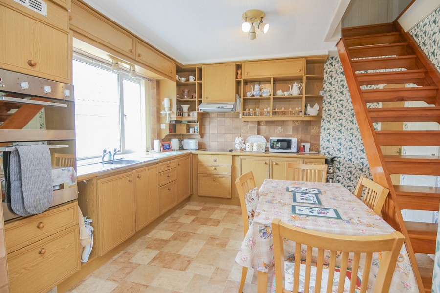 Images for Worlebury Close, Weston-super-Mare EAID:6a22df450a1d966c4e61b5b18db2818b BID:1